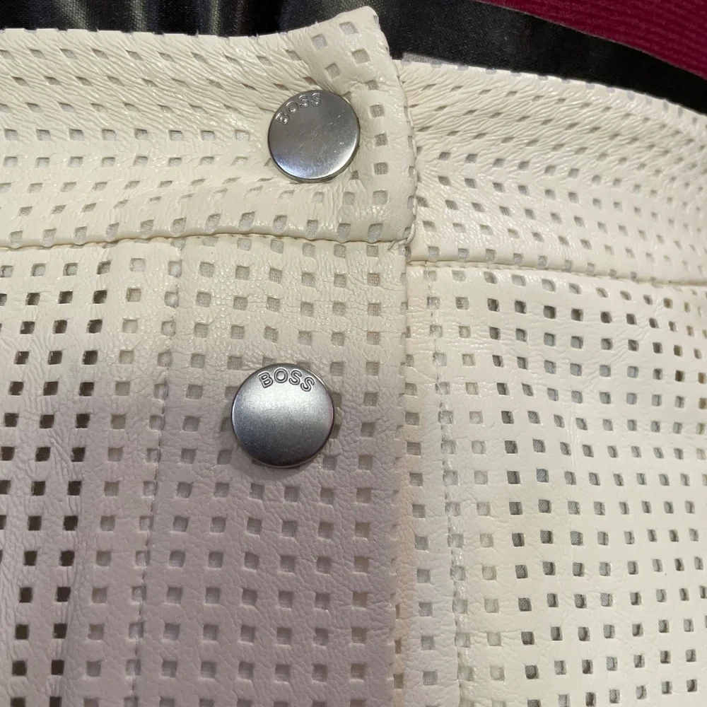 Hugo Boss leather skirt - Picture 10 of 14